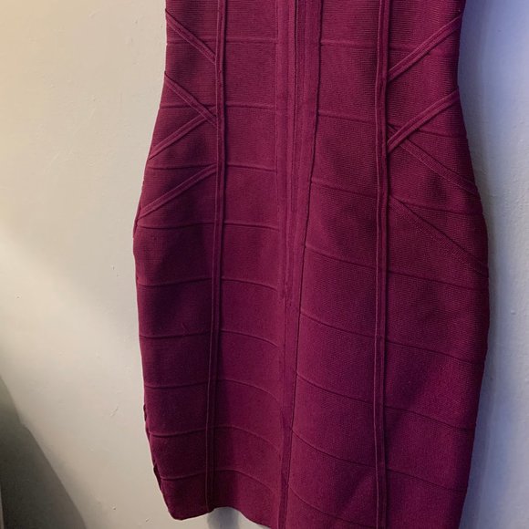 Stunning Designer cocktail dress by Stretta of LA - Picture 10 of 11